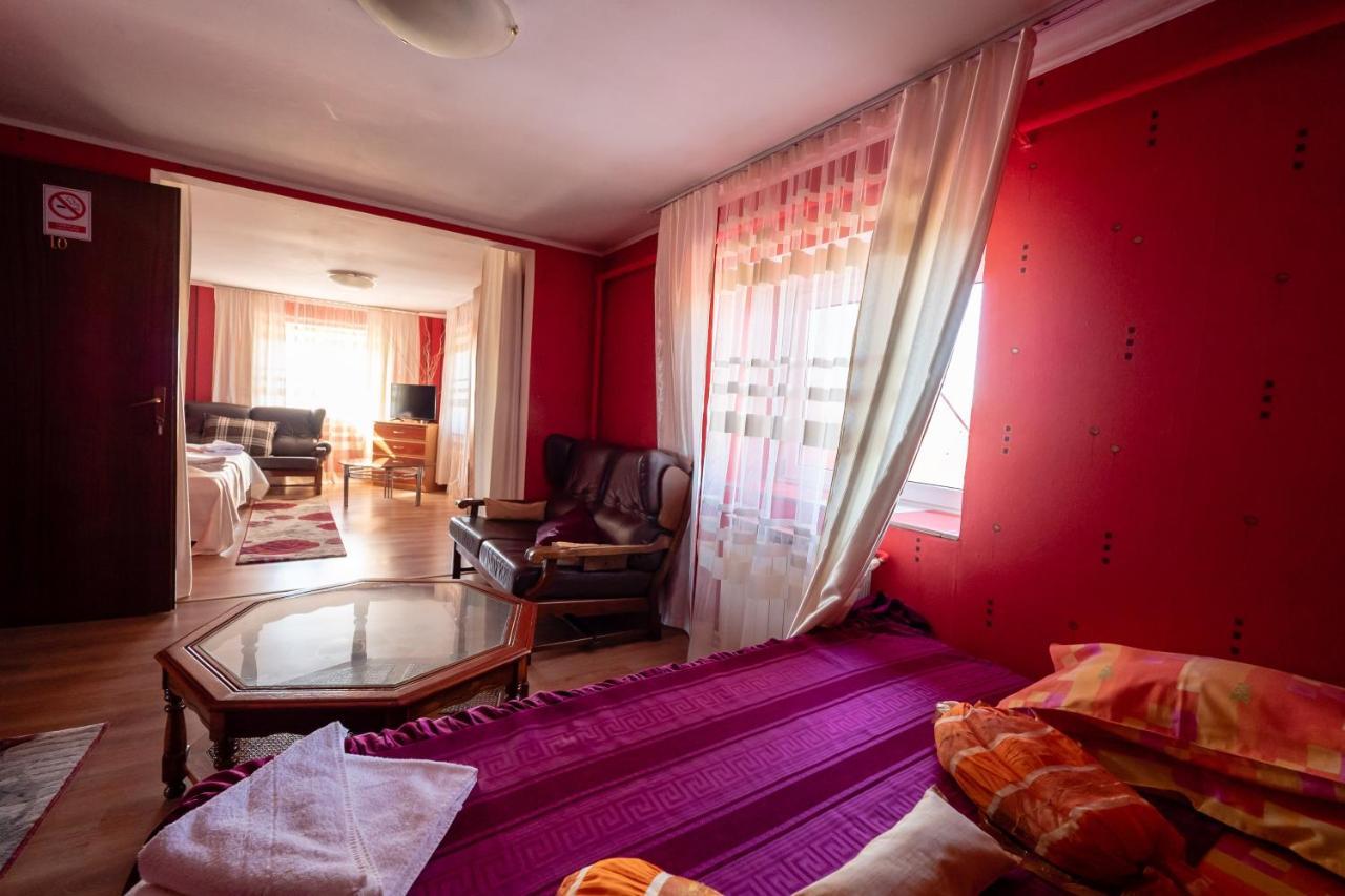 Pension Motanul Galanton Snagov Bagian luar foto