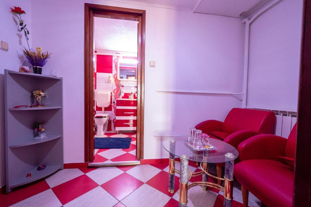 Pension Motanul Galanton Snagov Bagian luar foto